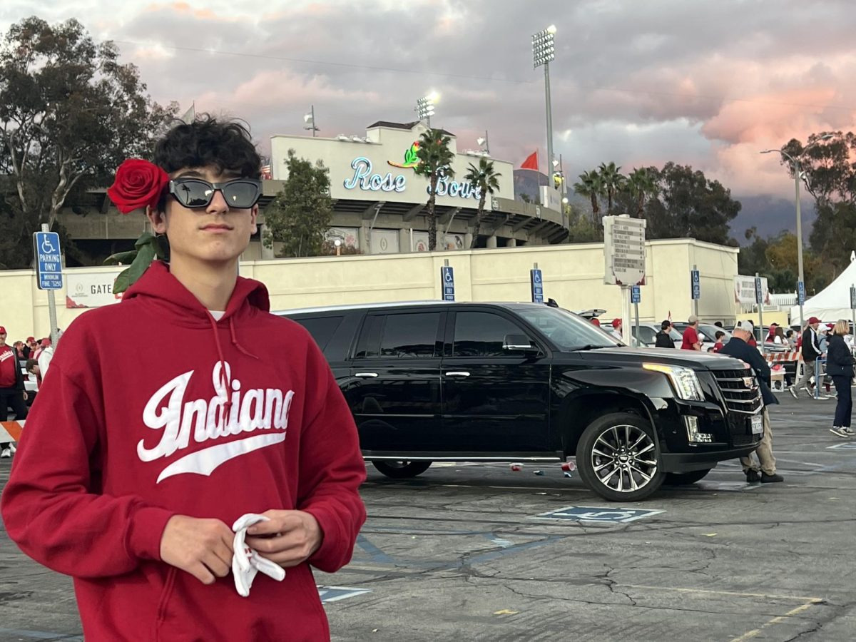 Charlie Lapidus '29 ready to enjoy the Rosebowl