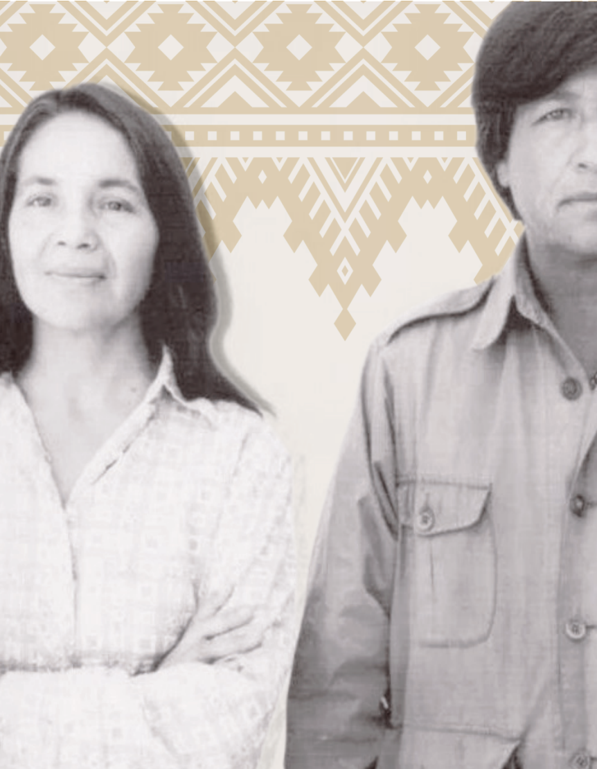 Dolores Huerta stands next to César Chávez